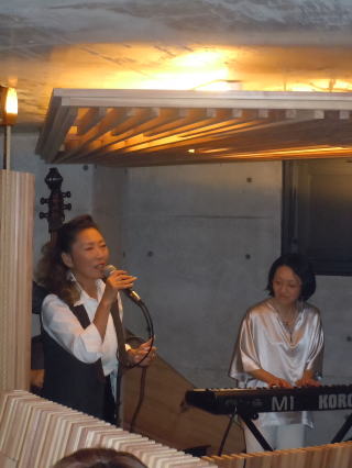 ������񉡒��Ƀ����N����y�[�W